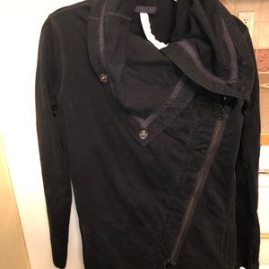 Lululemon Method wrap